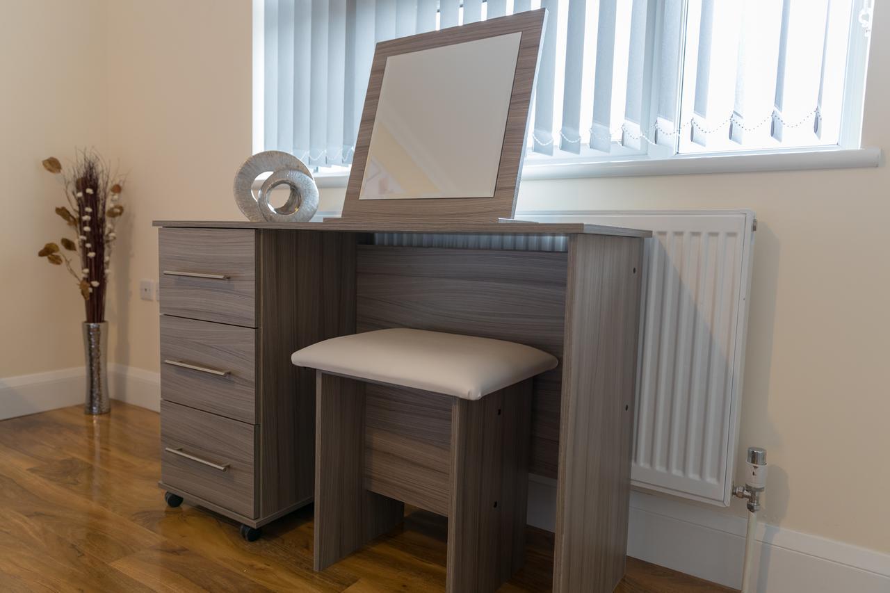 London Heathrow Serviced Apartments Ashford  Exteriér fotografie