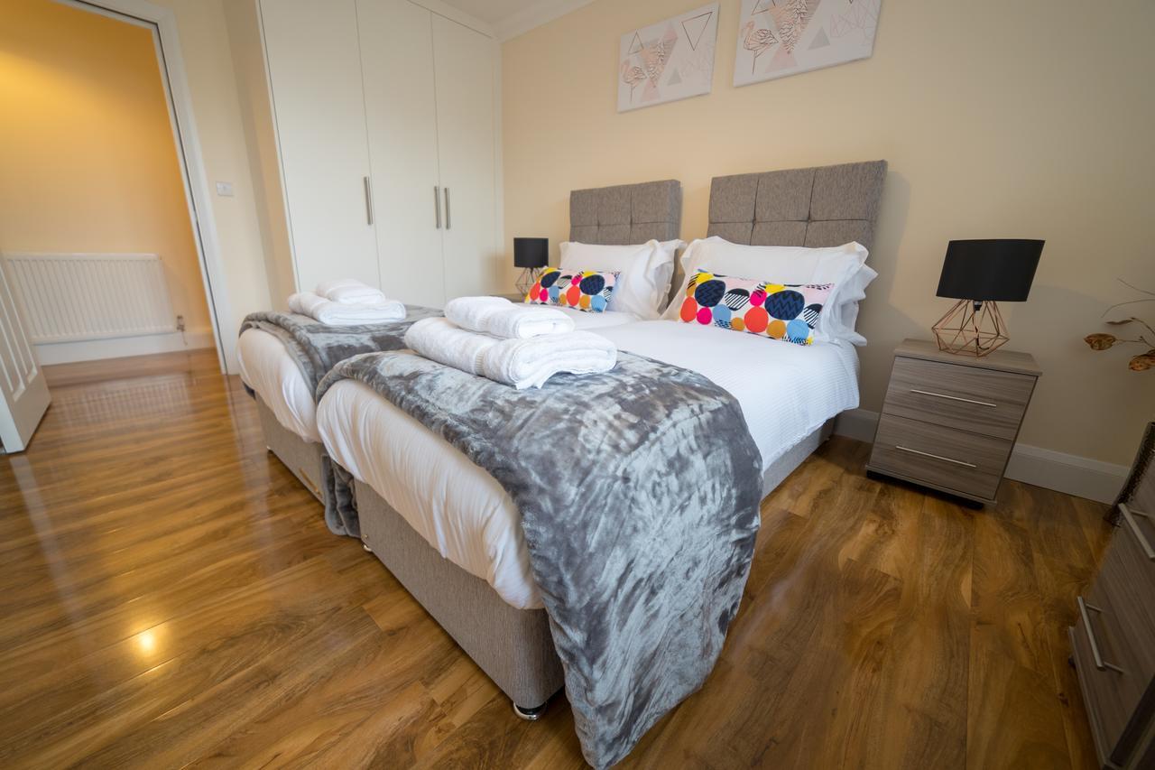London Heathrow Serviced Apartments Ashford  Exteriér fotografie